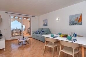 Living-dining room