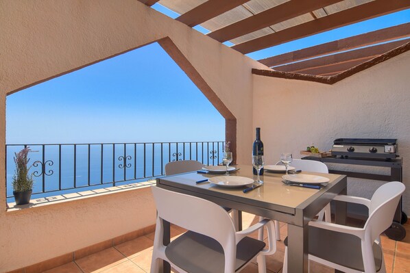 Balcony / terrace