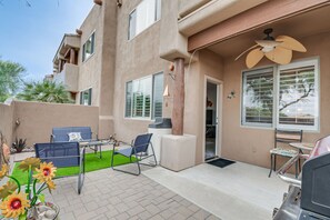 Private Patio | Gas Grill