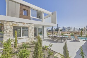 Contemporary Ayia Napa Villa KB2