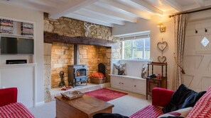 Open Plan Living/Dining, Red Lion Cottage, Bolthole Retreats