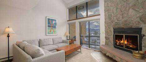SWP Meadow Ridge 31-4 open floor plan