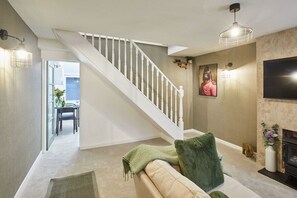 Bentley Wynd, Yarm - Host & Stay