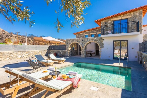 Beautiful villa with private pool and terrace