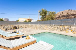 Private pool and terrace