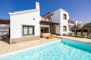 Beautiful villa with private pool and terrace