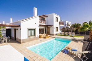 Beautiful villa with private pool and terrace