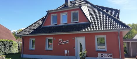 Haus Lütti