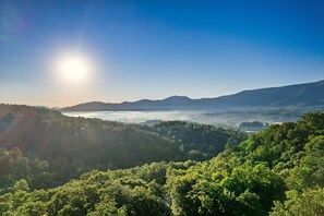 Tremendous views of the Smoky Mountains