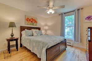 Queen size bed