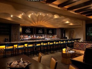 Bar (in der Unterkunft)