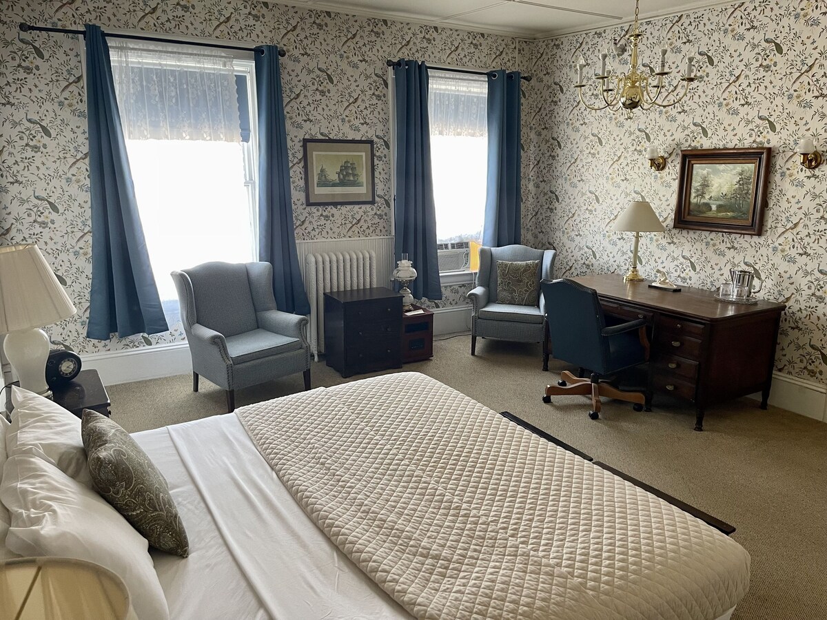 The Brandon Inn – King Room