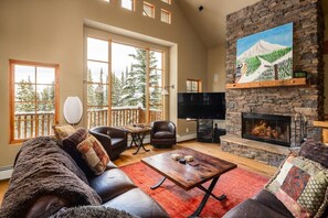 airbnb, vacation rental, VRBO, short term rental, lodging, Big Sky, Big Sky Vacation, Luxury, Rental, Luxury Rental