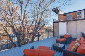 Rooftop Deck | Gas Grill