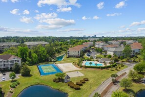 Pool, volleyball and tennis courts