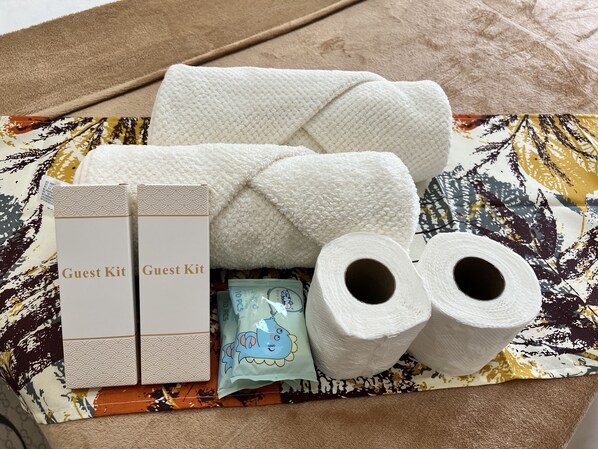 Bathroom amenities