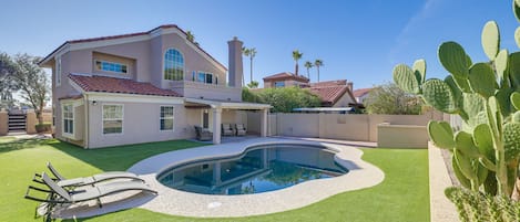 Glendale Vacation Rental | 3BR | 2.5BA | 2,058 Sq Ft | 1 Step to Enter