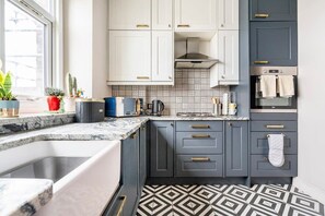 You'll have all the most important basics for preparing meals at home