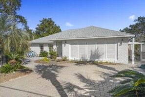Sea-Renity - Lakefront Vacation Rental House with Private Pool and Lake Dock in Gulf Pines Miramar Beach, Florida - Five Star Properties Destin/30A