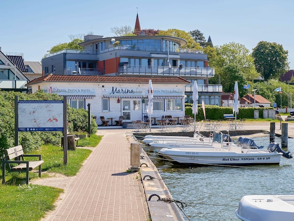 Marina