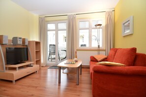 Wohnzimmer mit TV