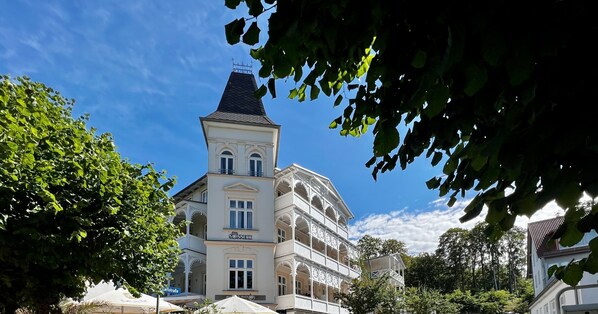 Extérieur