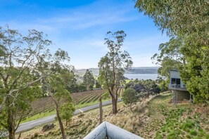 Spectacular views of surrounding vineyards and the Tamar River