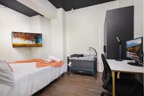 Bedroom with Office Space and Pack N Play
