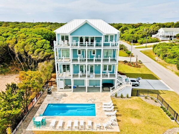 Isle Stay Awhile