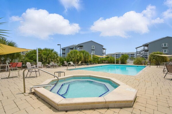 Hot Tub and Pool