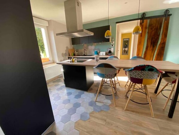 Private kitchen