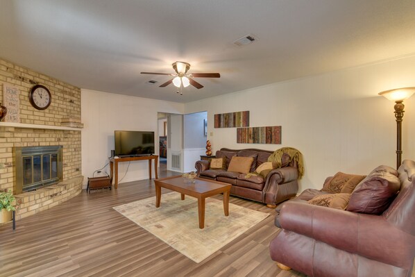 Beaumont Vacation Rental | 3BR | 2BA | 1,784 Sq Ft | 1 Step to Access