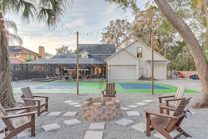 Yard | Fire Pit | Private Pickleball/Tennis Court