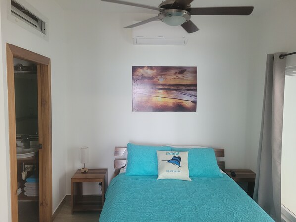 Sailfish Queen Bed