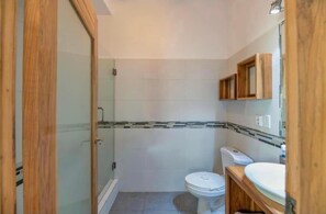 Sailfish Villa Restroom
