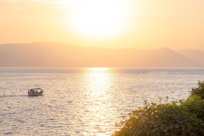 The Ionian sea in the early morning%2E This scenery is located less than 1 minute away from Casa Trenta Otto J