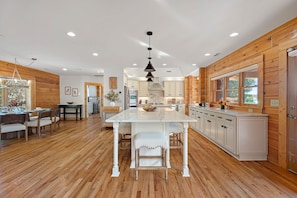 Fully stocked, updated kitchen