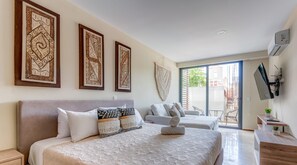Our chic & smart studio provides comfort and convenience for up to 3 guests! I