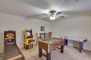 Game Room | 2 Living Areas | Flat-Screen TV | Central Air Conditioning/Heat