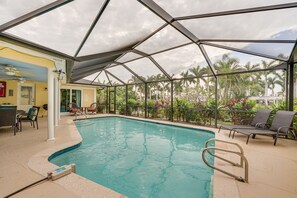 Screened-In Lanai | Private Pool | ~7 Mi to North Shore Park