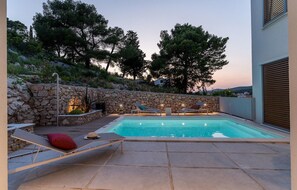 pool