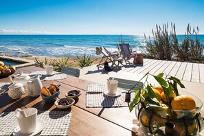 Autumn, Balcony / Terrace / Patio, Building Exterior, Outdoor, Scenic View, Spring, Summer