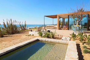 Autumn, Balcony / Terrace / Patio, Building Exterior, Garden, Outdoor, Pool, Scenic View, Spring, Summer