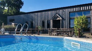 External, Outshot Barn, Bolthole Retreats