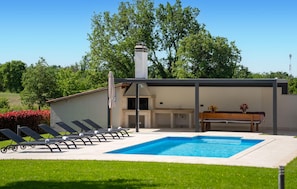 pool