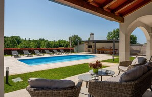 pool