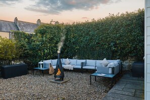 Garden at Driftwood, Padstow, Cornwall, self catering with Beach Retreats.