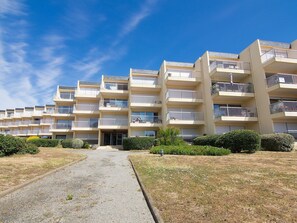 Zone Résidentielle, Propriété, Bâtiment, Appartement, Condominium, Architecture, Immobilier, Maison, Domicile, Usage Mixte