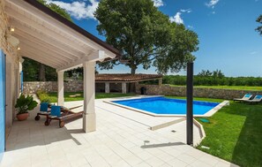 pool