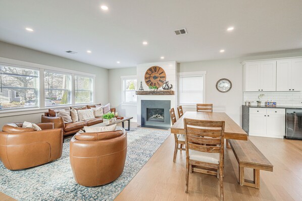 Hyannis Vacation Rental | 3BR | 2BA | 1,702 Sq Ft | Stairs Required